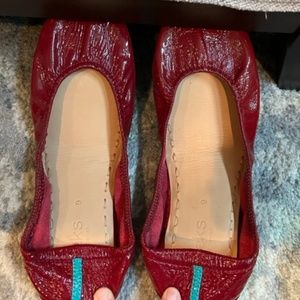 BRAND NEW TIEKS Ruby Red